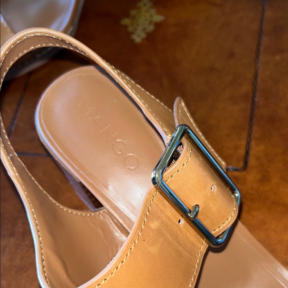 Leather NWTs Mango Cognac 2&1/2 Heel Sandals Size 8 - Picture 5 of 8